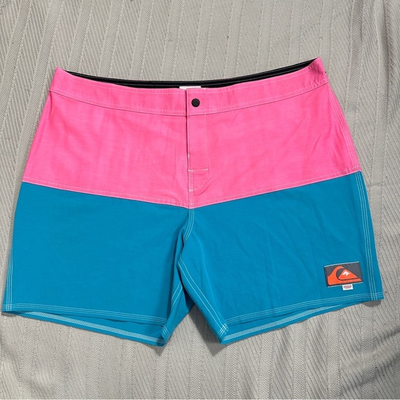 Quiksilver/Stranger Things collab board shorts, colorblock. Size 38, butt logo - Picture 1 of 8